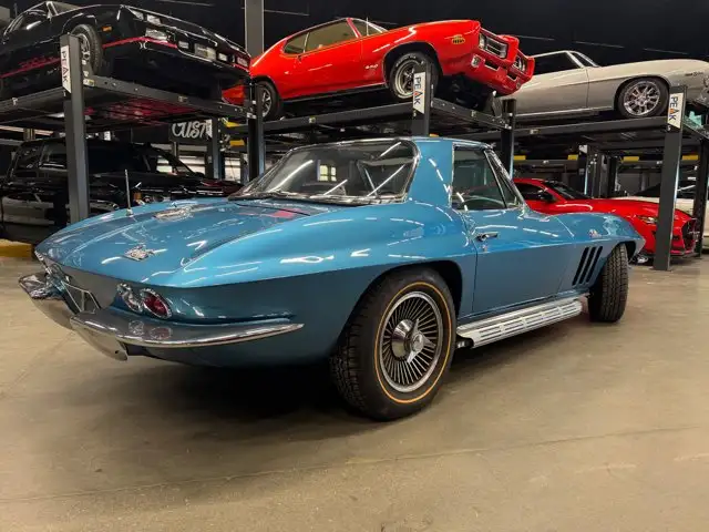 1966 Chevrolet Corvette Convertible | 427ci V8 | 4-Speed Manual - Photo 2