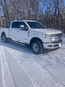 2017 F350 Lariat FX4 Crewcab