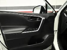 2024 Toyota RAV4 LE No Accident Radar Cruise Blindspot Lane Assi - Photo 11