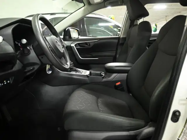 2024 Toyota RAV4 LE No Accident Radar Cruise Blindspot Lane Assi - Photo 21