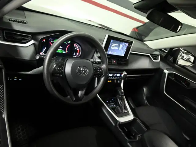2024 Toyota RAV4 LE Radar Cruise Lane Assist Blind Spot - Photo 10