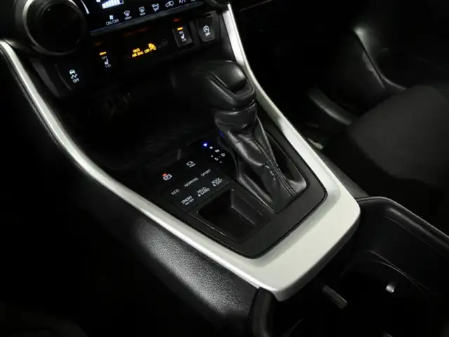 2024 Toyota RAV4 LE Radar Cruise Lane Assist Blind Spot - Photo 20