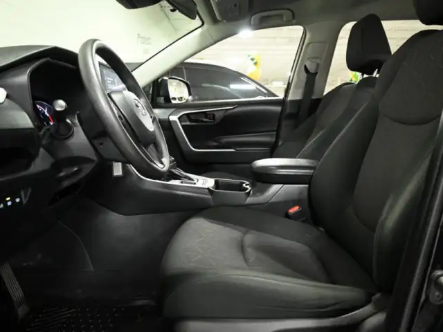 2024 Toyota RAV4 LE Radar Cruise Lane Assist Blind Spot - Photo 21