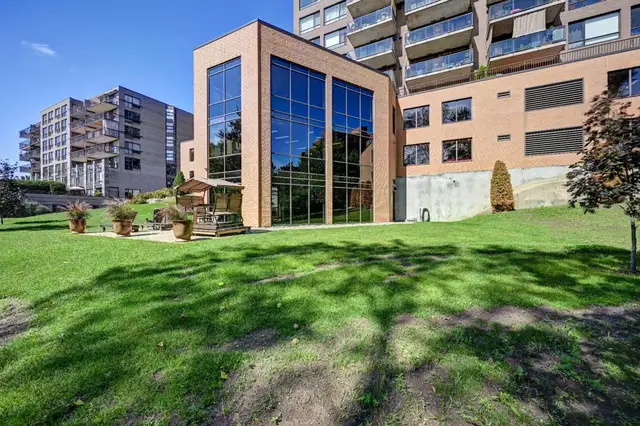 GRAND CONDO 3 1/2 MODERNE INSONORISÉ à vendre - Photo 10