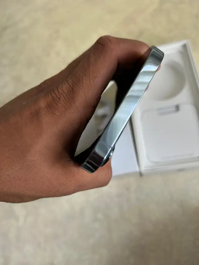 iPhone 13 Pro Max 256GB AirPods/Fast Charger/Delivery - Photo 5