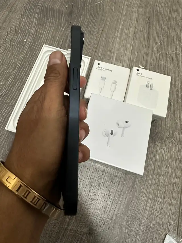 iPhone 14 256gb Airpods/Adapter/Delivery - Photo 5