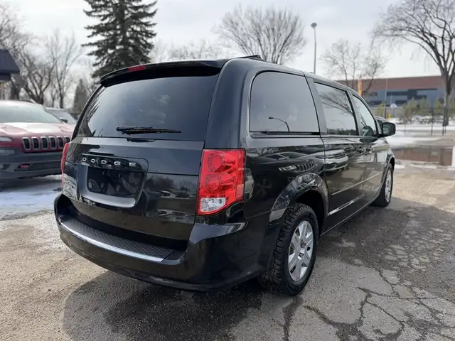 2013 Dodge Grand Caravan SE - Photo 7