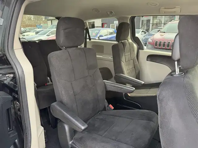 2013 Dodge Grand Caravan SE - Photo 9