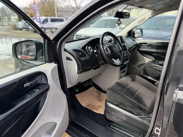 2013 Dodge Grand Caravan SE - Photo 12