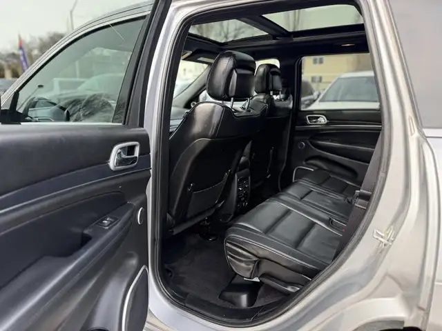 2015 Jeep Grand Cherokee Overland - Photo 9