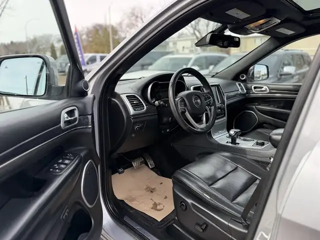 2015 Jeep Grand Cherokee Overland - Photo 10
