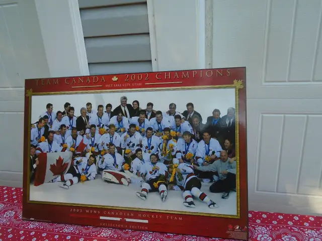 Hockey Pictures - Photo 2