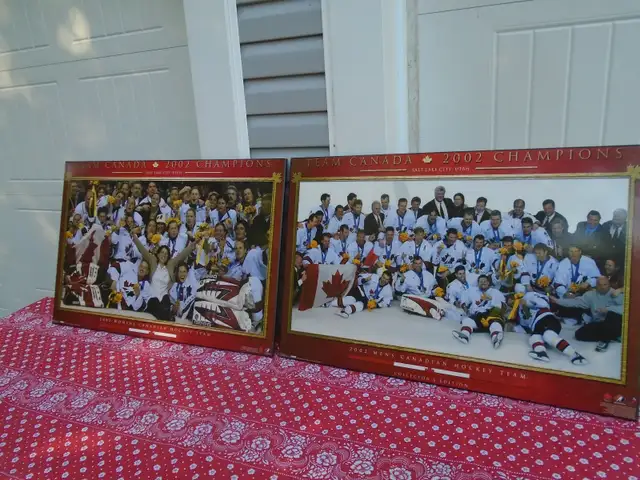 Hockey Pictures - Photo 3