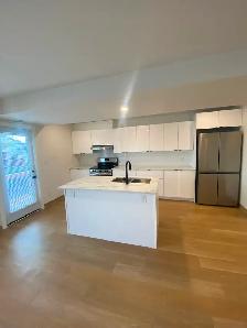 Upstairs 2 bedroom, 1 bath in a 4 plex - Photo 2