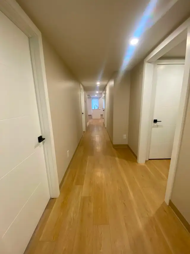 Upstairs 2 bedroom, 1 bath in a 4 plex - Photo 5