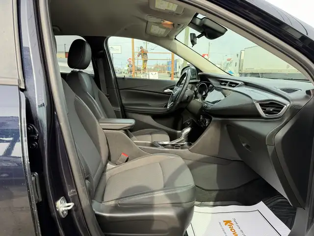 2020 Buick Encore GX AWD 4dr Preferred CERTIFIED! CLEAN CARFAX! - Photo 11