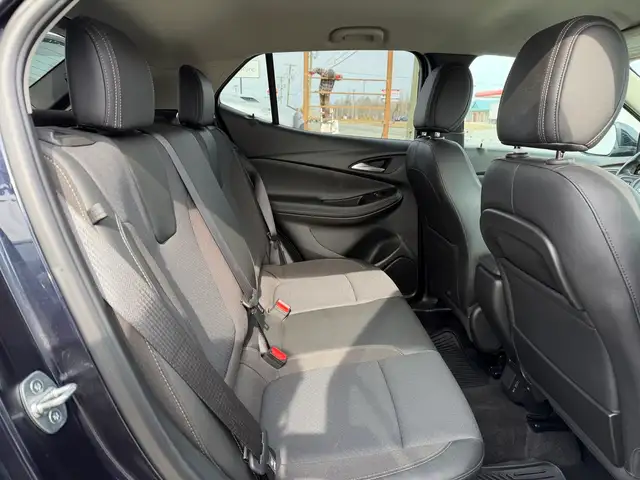 2020 Buick Encore GX AWD 4dr Preferred CERTIFIED! CLEAN CARFAX! - Photo 14