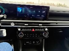 2025 Hyundai Tucson Preferred AWD CERTIFIED! - Photo 28