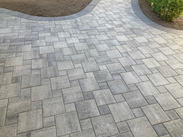 Interlocking Driveways & Patios