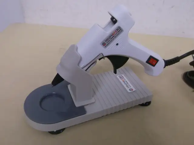 Glue Gun MiniMakers Craft 30w w/ Suction Base  20 Glitter Sticks - Photo 5