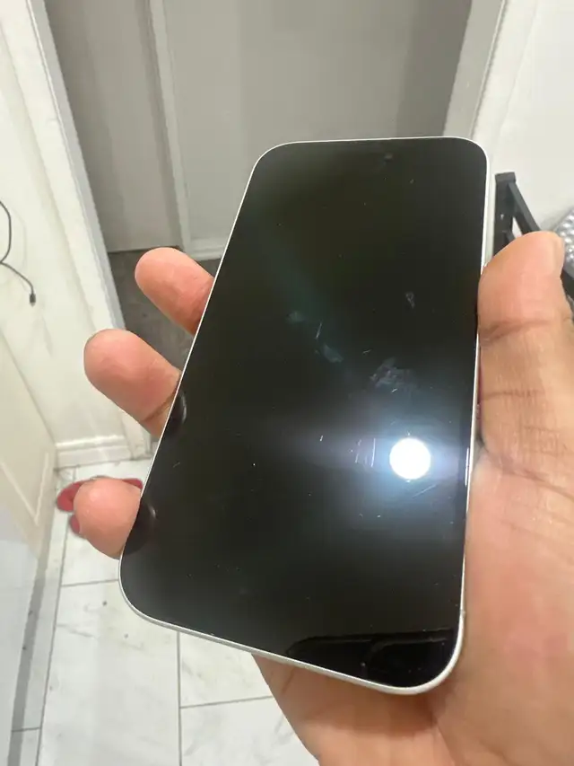 iPhone 16 plus 128gb Airpods Pkg/Delivery - Photo 3