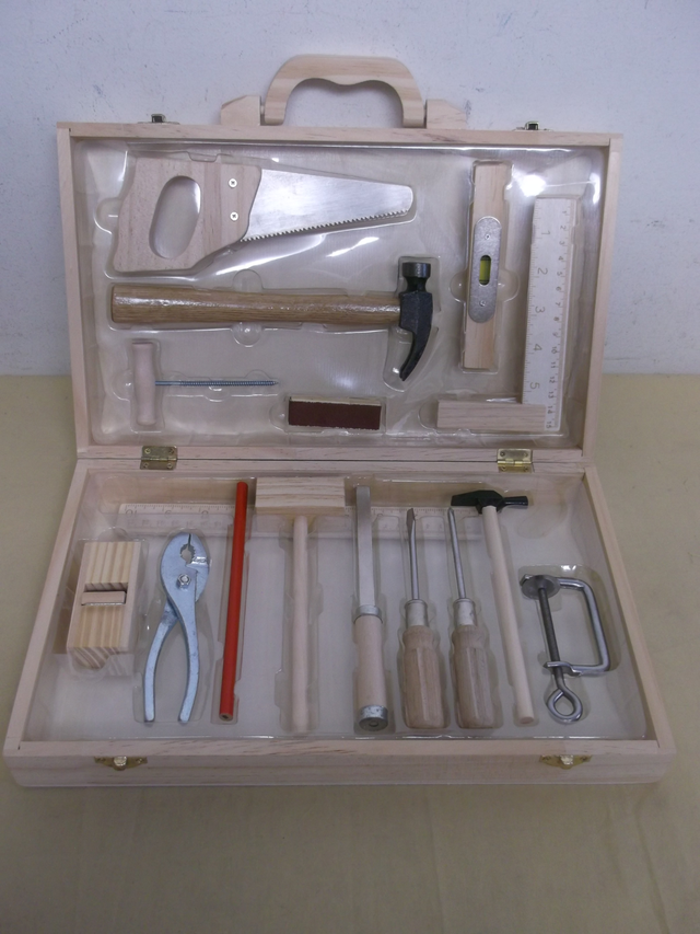 Kids MiniMakers 16 Piece Starter Tool Kit with Wooden Case - Photo 5