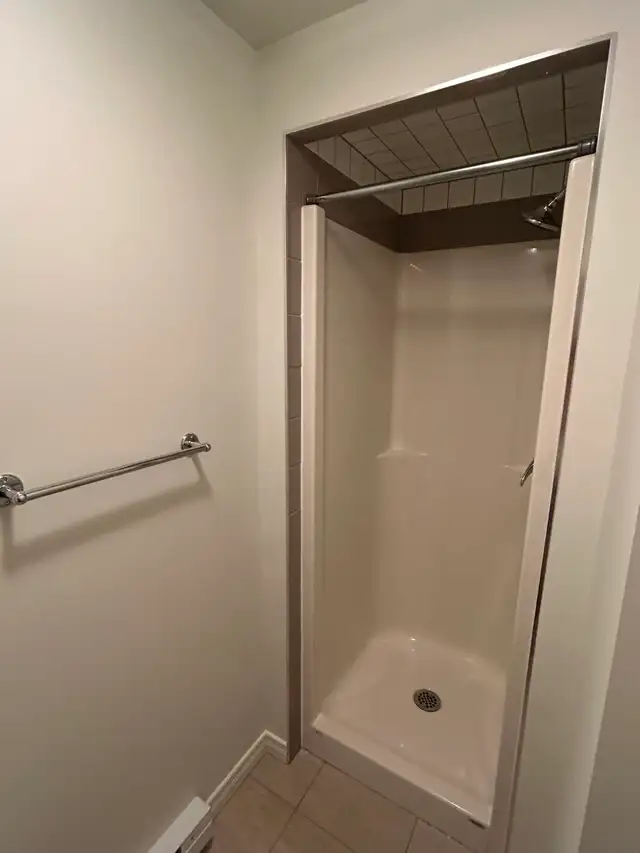 LIMOILOU, À LOUER 2 1/2, 1 JUILLET 2026, MAISON PRIVÉE - Photo 8