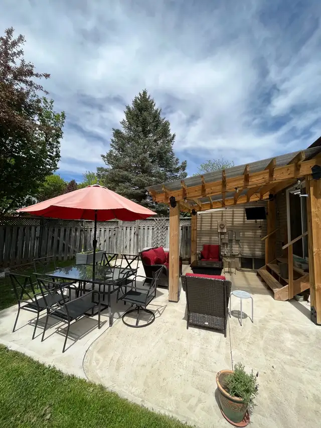 BUNGALOW HOME - Photo 10