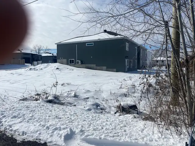 House for rent - Photo 2