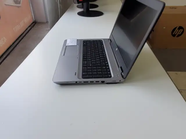 Hp Probook 650 G3, core i5 7ème génération, 8GB,256GB SSD,Win 11 - Photo 4