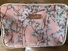 Large beautiful Papinelle  FOLD OUT cosmetic bag