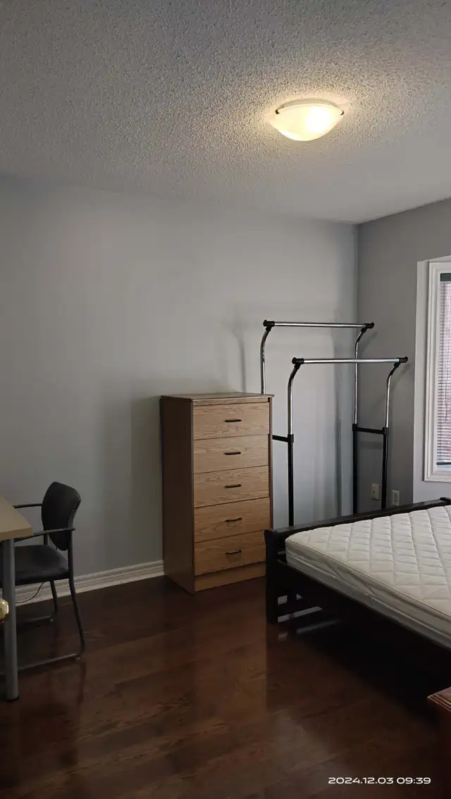room for rent (male only) - Photo 3
