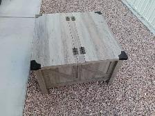 Coffee table W/ Storage