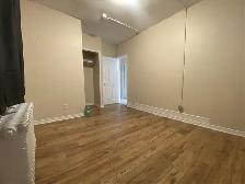 Bright and Spacious 1-bedroom unit! Available June 1st! - Photo 5
