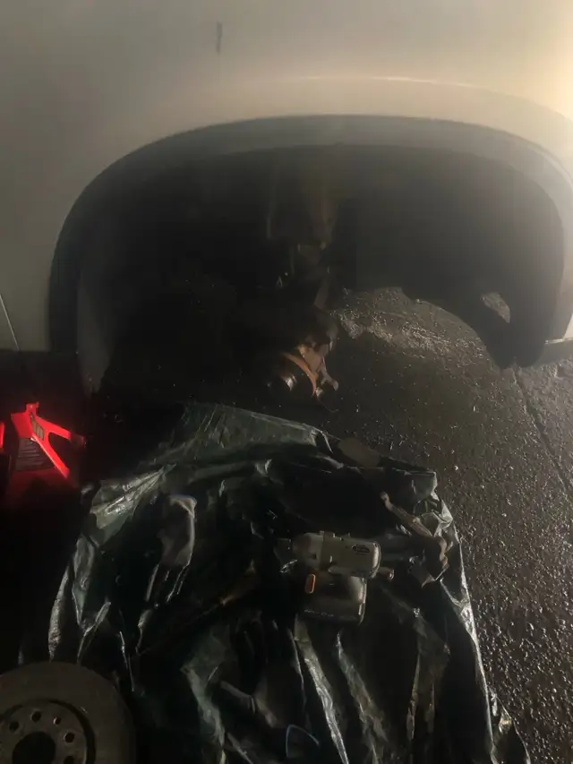 mechanic who will deliver the service. - Photo 7