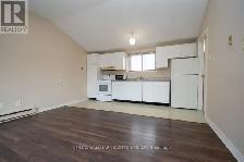 Garden Studio Apartment in a Historic Setting - Photo 3