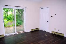 Garden Studio Apartment in a Historic Setting - Photo 5