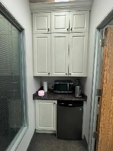 Fully Furnished Office Room for Rent - Photo 5