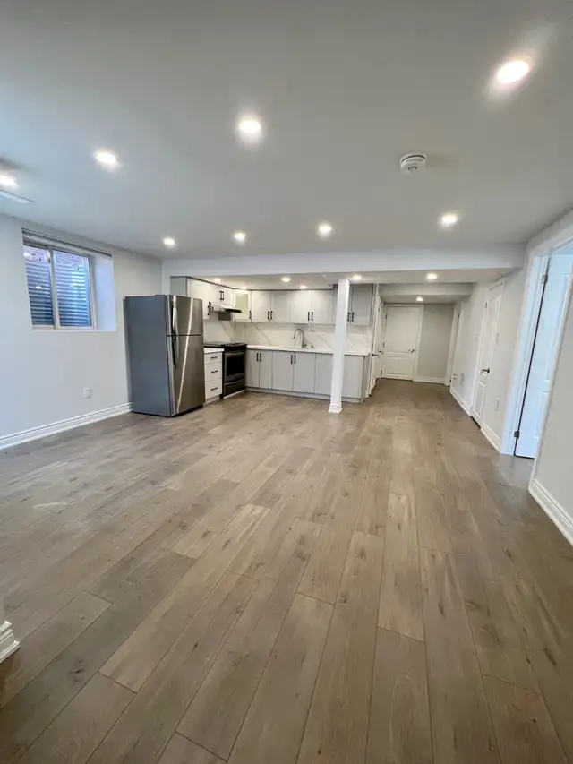 BEAUTIFUL 2 BEDS 1 BATH LEGAL BASEMENT FOR LEASE IN GEORGETOWN. - Photo 6