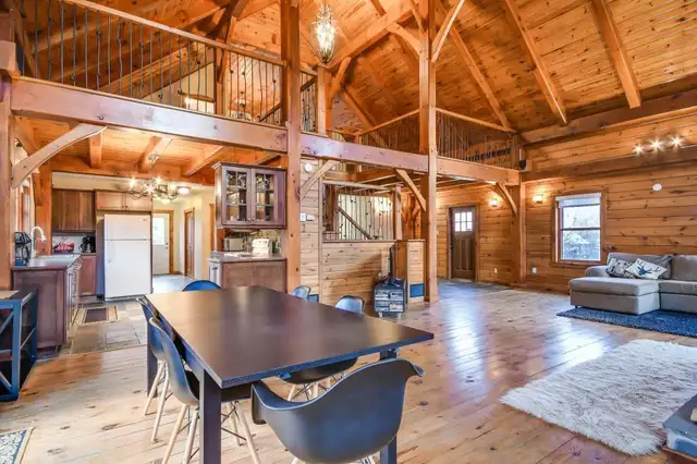 Beautiful Private Home on 7.8 Acres – Peaceful & Elegant Living