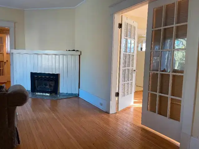 ATTN TRENT STUDENTSHurry Only 2 Bdrms Left! Close to It All! - Photo 2