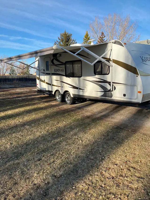 2011 Kodiak Travel Trailer for Sale - Photo 8