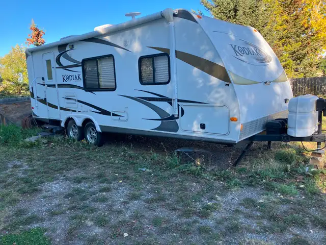 2011 Kodiak Travel Trailer for Sale - Photo 9