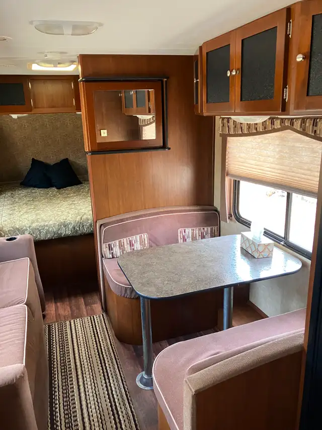 2011 Kodiak Travel Trailer for Sale - Photo 10