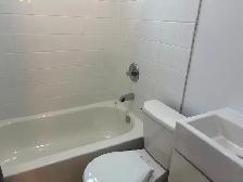 MÉTRO JOLIETTE: TRÈS GRAND 3 1/2 RDC COUR, PL. VALOIS, HOCHELAGA - Photo 6