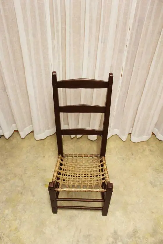 Chaise paysanne rustique (1880-1930), 25$ livré si... - Photo 4