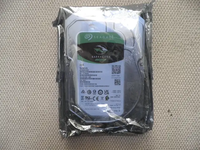New Seagate 2.0 TB 3.5' SATA hard drive