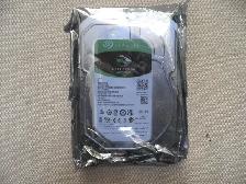 New Seagate 2.0 TB 3.5' SATA hard drive