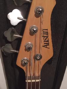 AUSTIN bass guitar - Photo 2