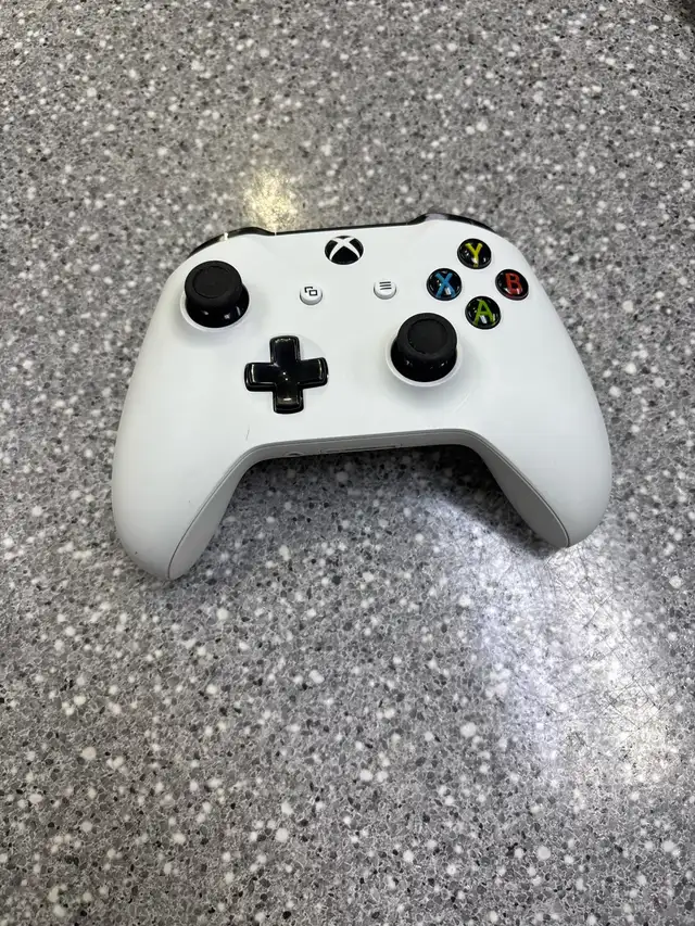 Xbox One X 1TB - Photo 4